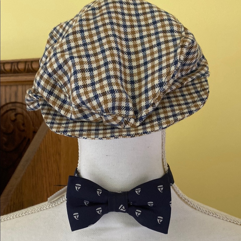 Plaid Newsboy Cap and Navy Bow Tie Set